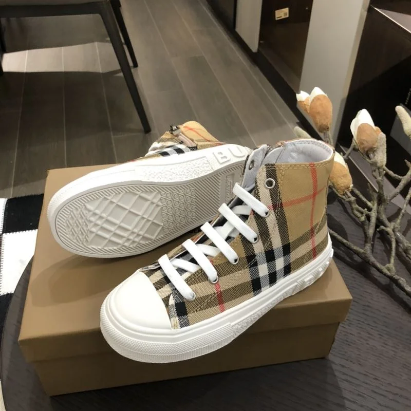 Contemporary BURBERRY SHOES 29889