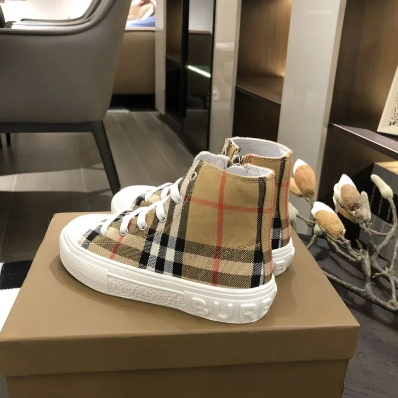 Contemporary BURBERRY SHOES 29889