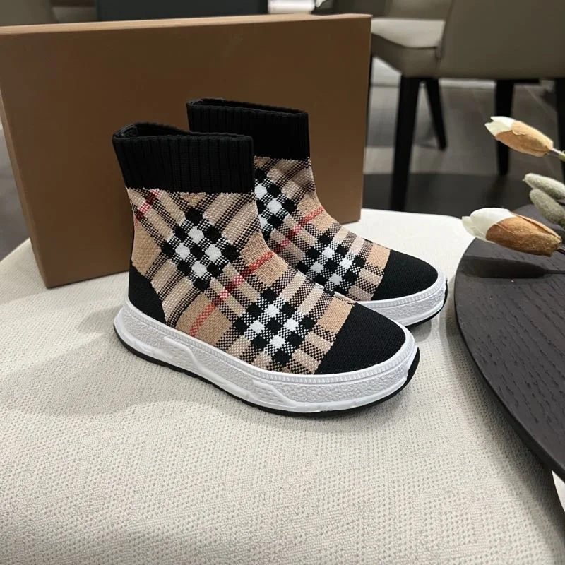 BURBERRY SHOES Versatile 29867