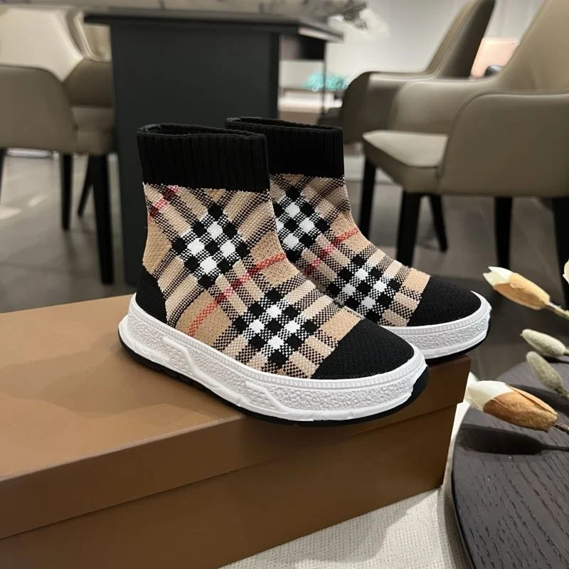 BURBERRY SHOES Versatile 29867