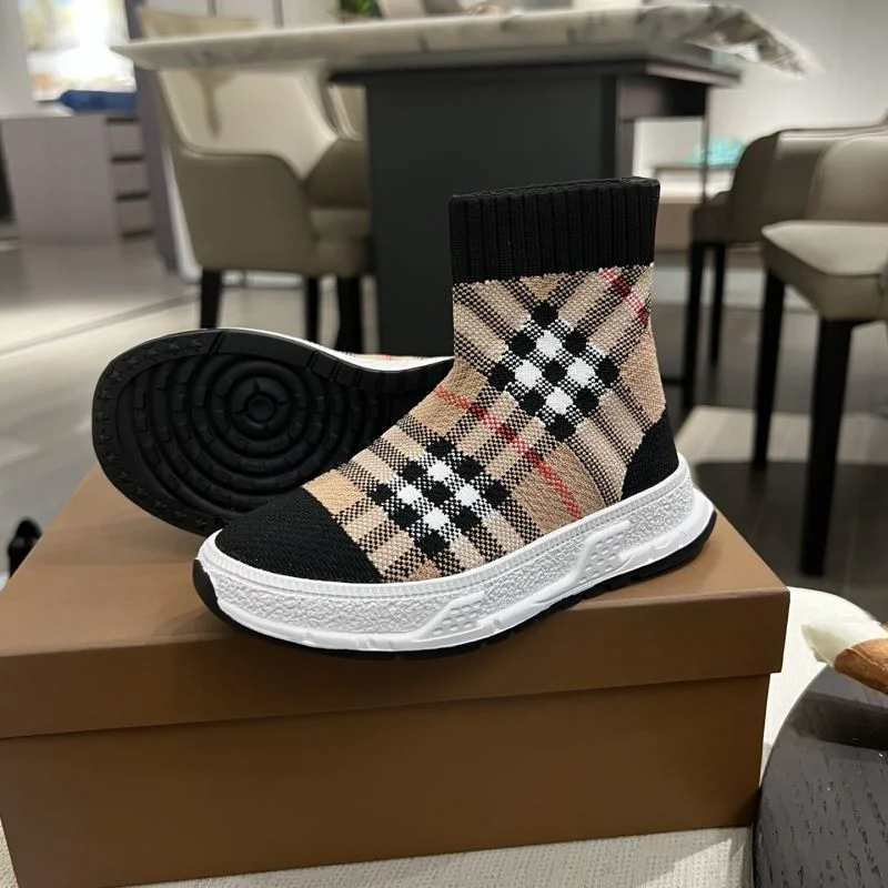 BURBERRY SHOES Versatile 29867