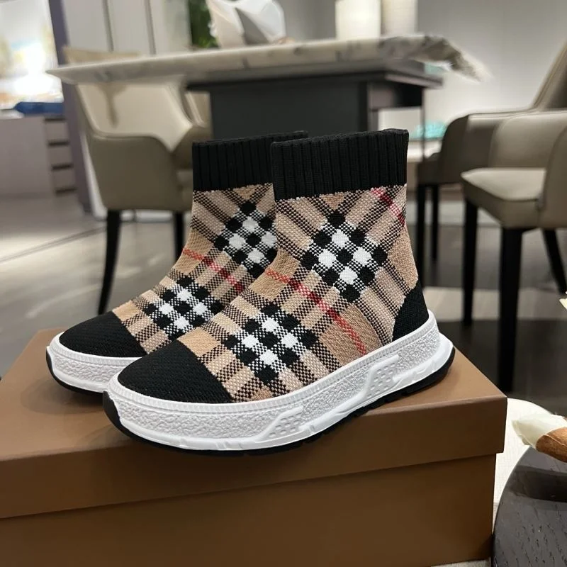 BURBERRY SHOES Versatile 29867