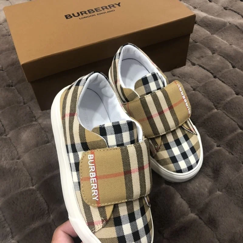 QuickDry BURBERRY SHOES 29860