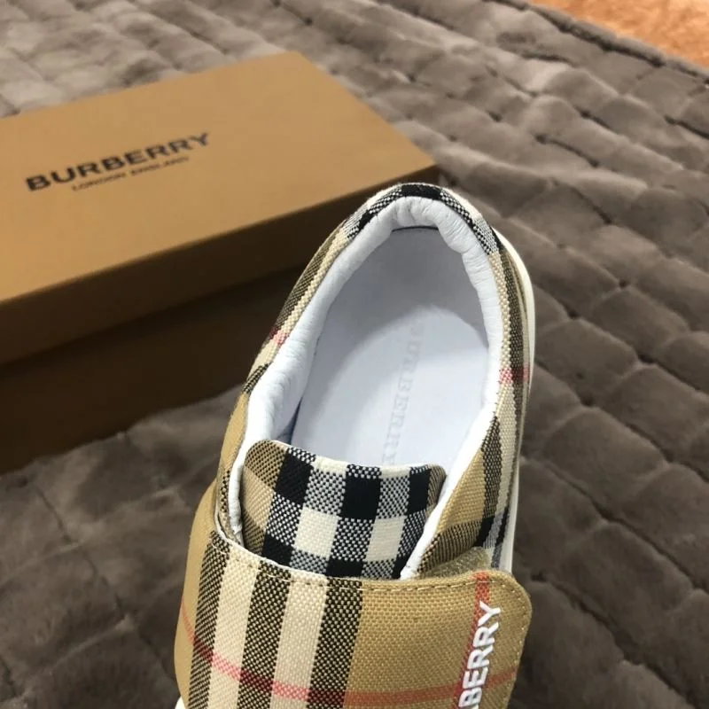 QuickDry BURBERRY SHOES 29860