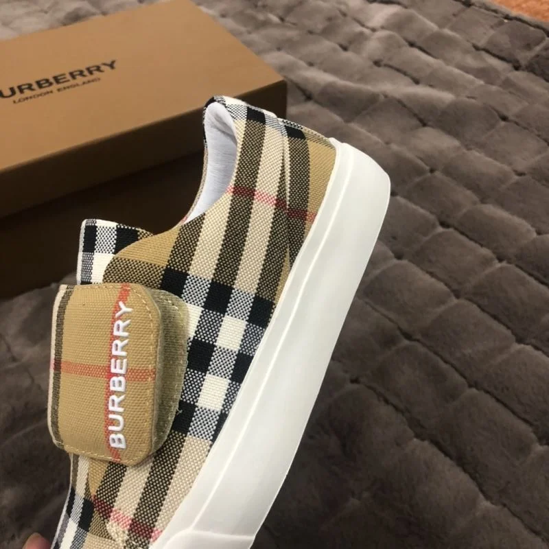 QuickDry BURBERRY SHOES 29860