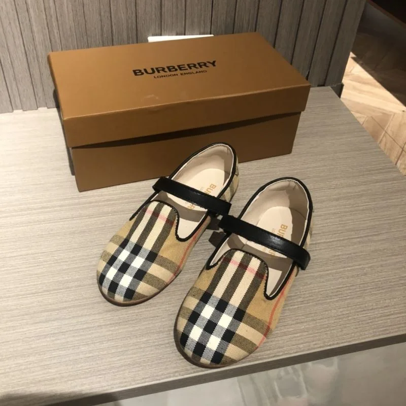 EasyMatch BURBERRY SHOES 30306