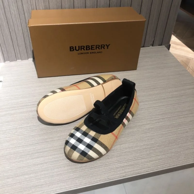 BURBERRY SHOES Popular 30307