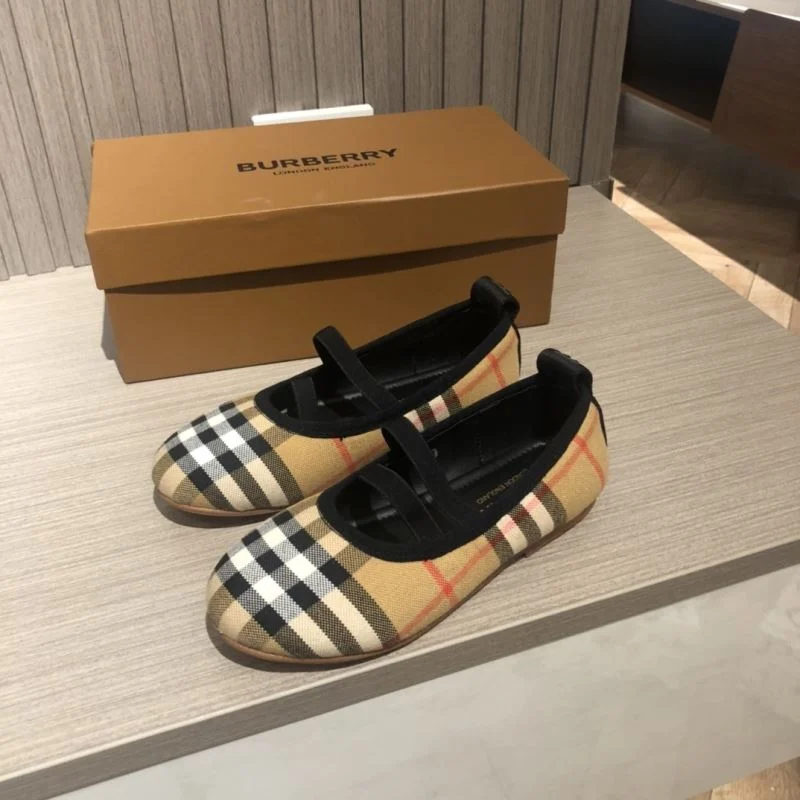 BURBERRY SHOES Popular 30307