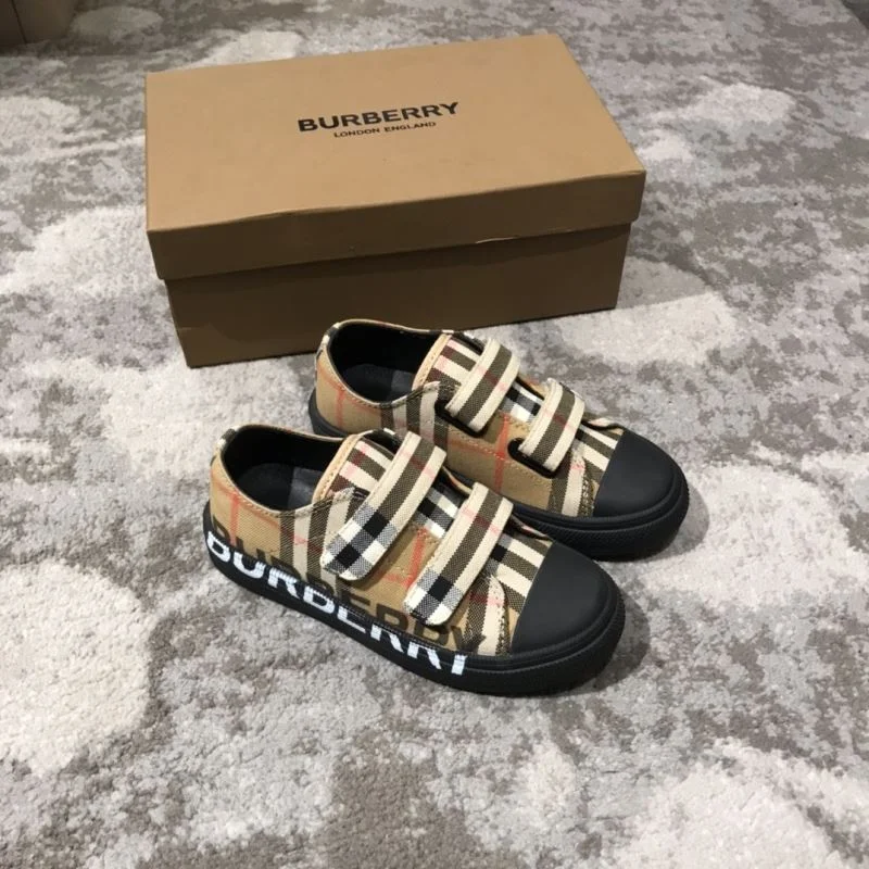 BURBERRY SHOES FashionForward 30301
