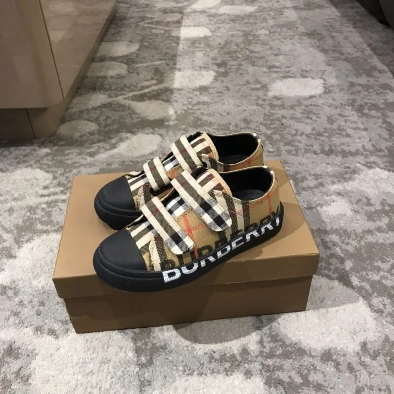 BURBERRY SHOES FashionForward 30301