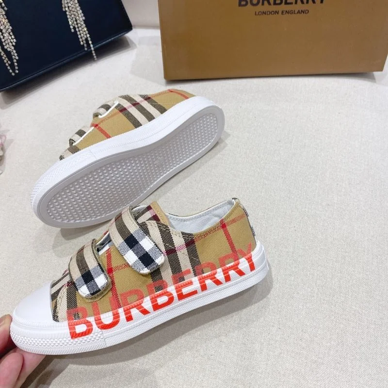 BURBERRY SHOES Lightweight 30303