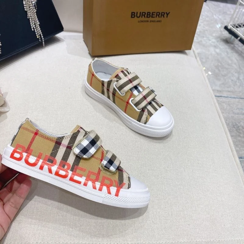 BURBERRY SHOES Lightweight 30303