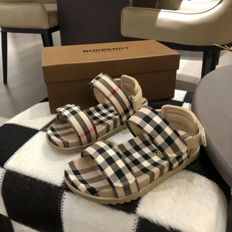 BURBERRY SHOES StreetReady 30300