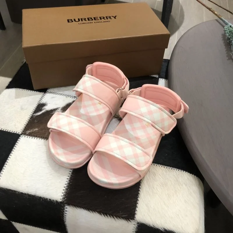 BURBERRY SHOES Popular 30290