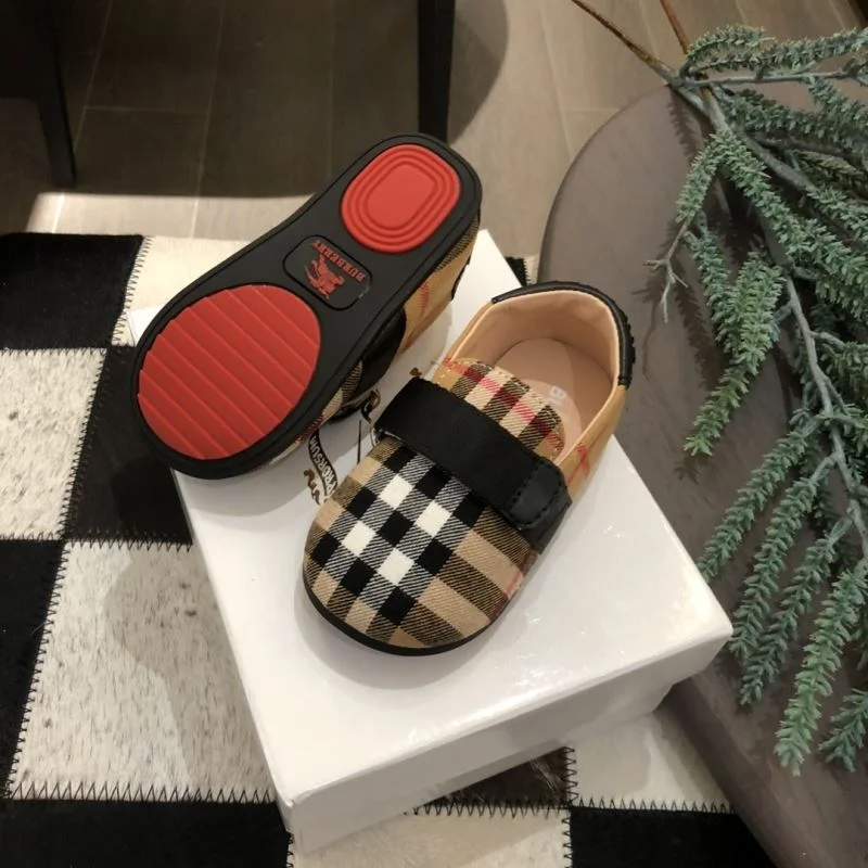 Snug BURBERRY SHOES 30292