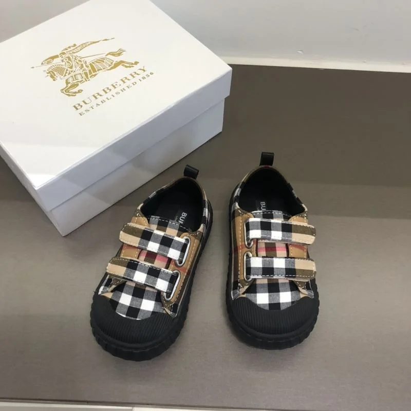 BURBERRY SHOES Functional 30274
