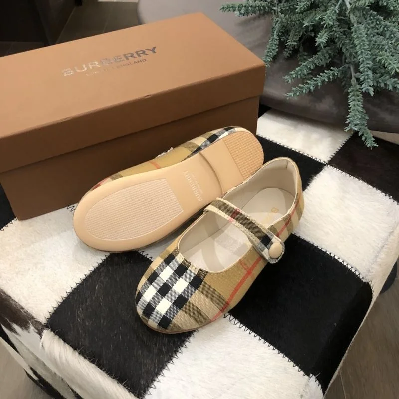 BURBERRY SHOES WaterResistant 30280