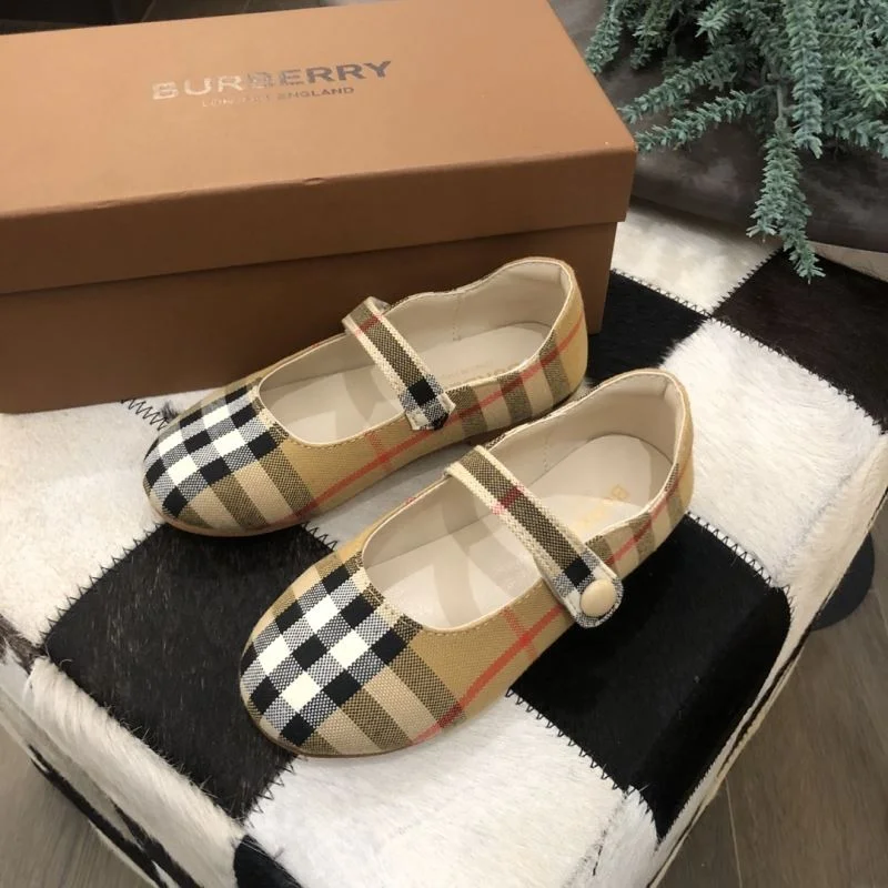 BURBERRY SHOES WaterResistant 30280