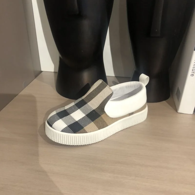 Contemporary BURBERRY SHOES 30297