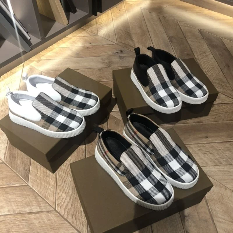 Contemporary BURBERRY SHOES 30297