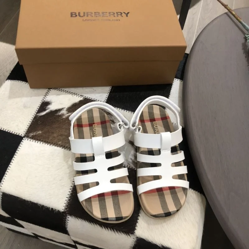 Lightweight BURBERRY SHOES 30275