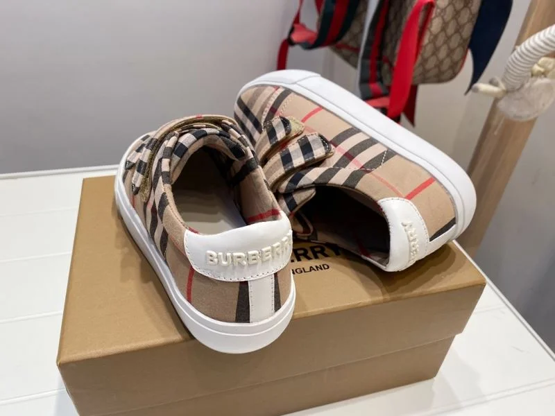 BURBERRY SHOES ZipUp 30291