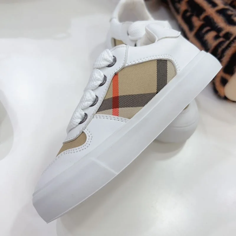 Timeless BURBERRY SHOES 30091