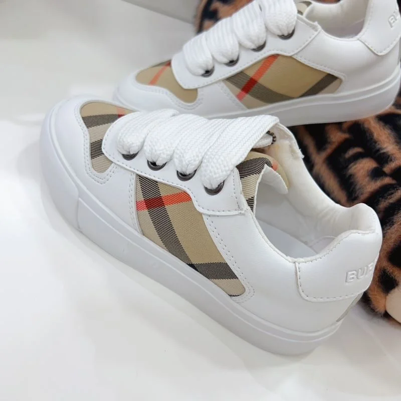 Timeless BURBERRY SHOES 30091