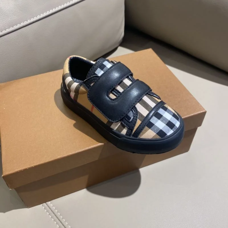 BURBERRY SHOES FastDry 30087