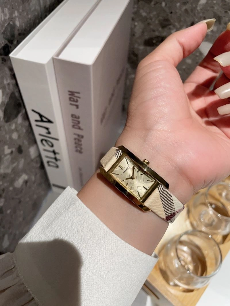 WellDesigned BURBERRY Watches 178140
