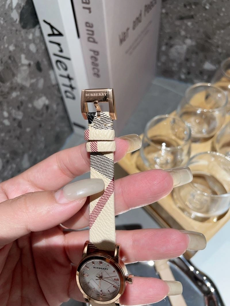 BURBERRY Watches Bold 178137