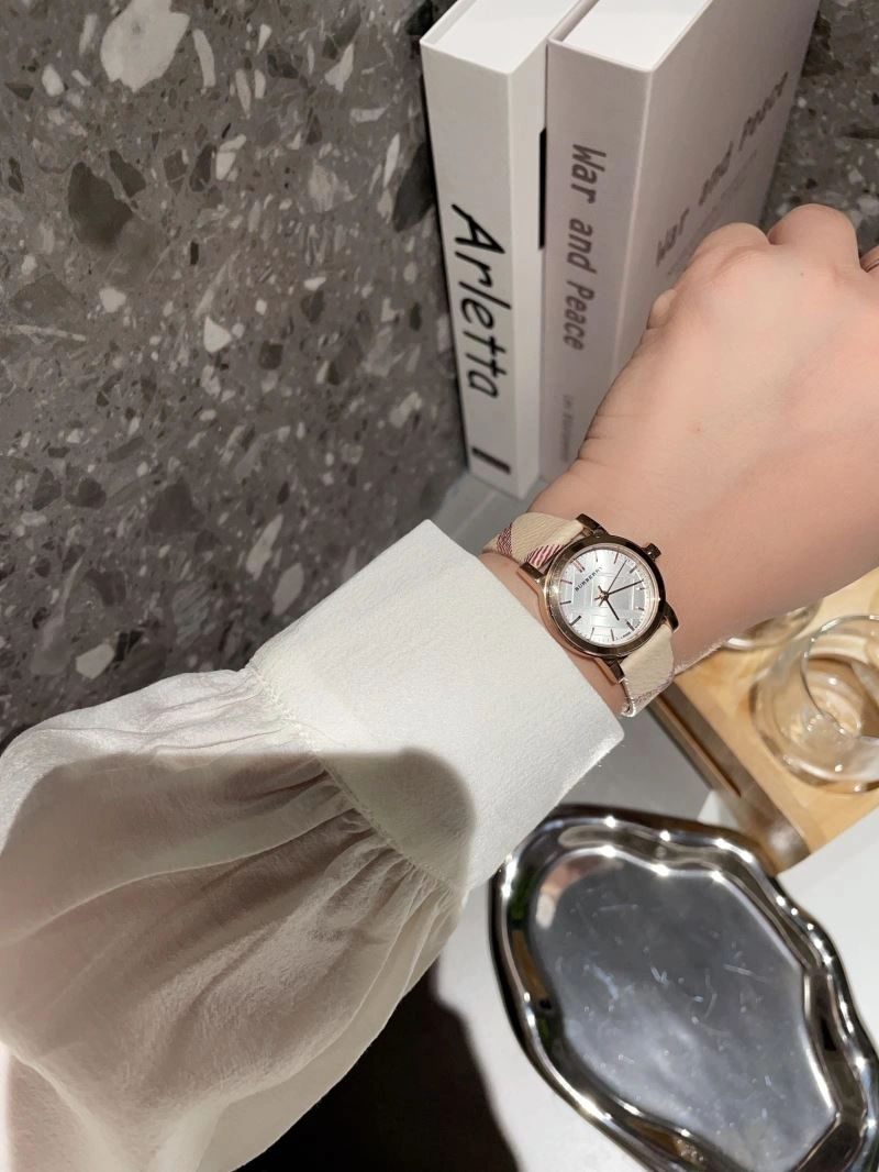 BURBERRY Watches Bold 178137