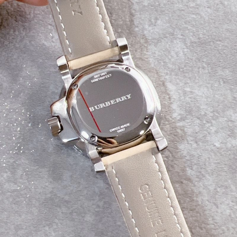 BURBERRY Watches Fashionable 178144