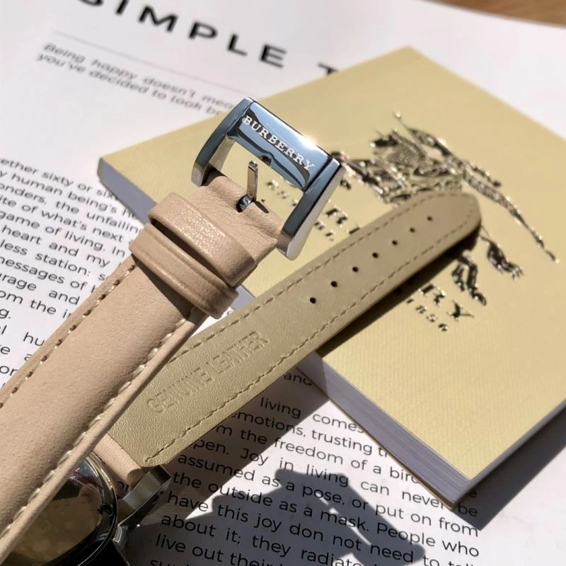 TimelessDesign BURBERRY Watches 178130