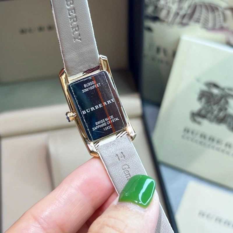 Chic BURBERRY Watches 178123