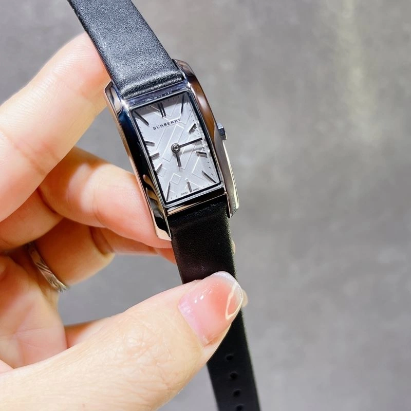 Youthful BURBERRY Watches 178115