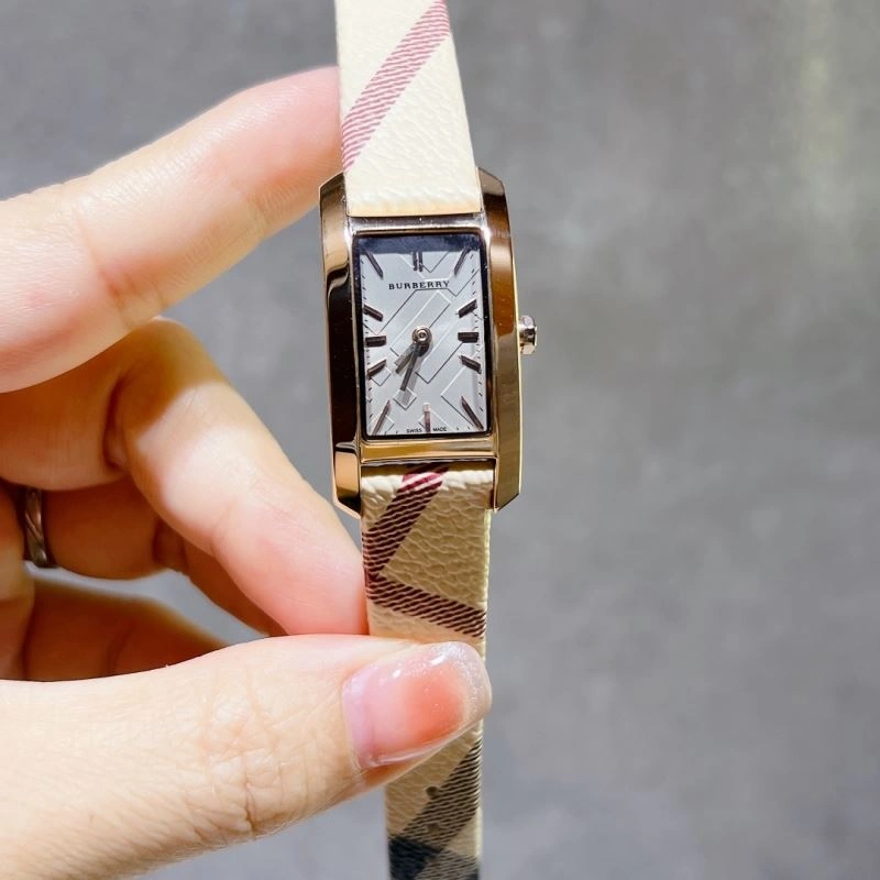 Youthful BURBERRY Watches 178115