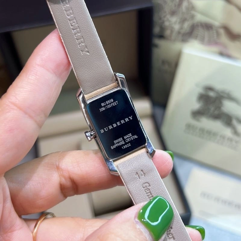 BURBERRY Watches Lightweight 178150