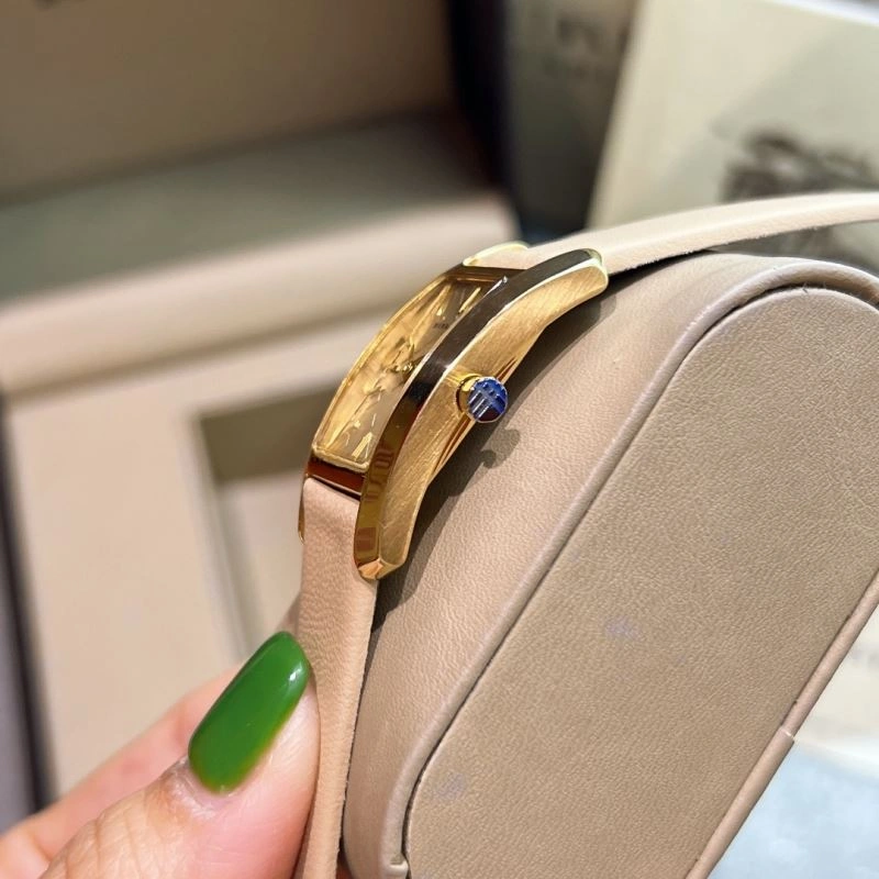 BURBERRY Watches EyeCatching 178134