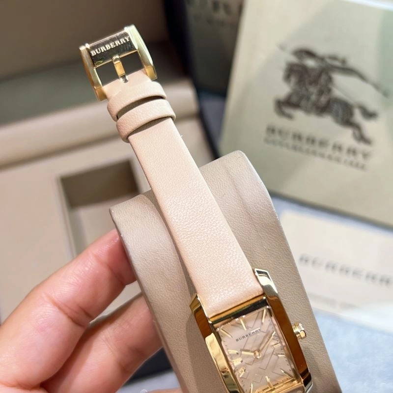 BURBERRY Watches EyeCatching 178134