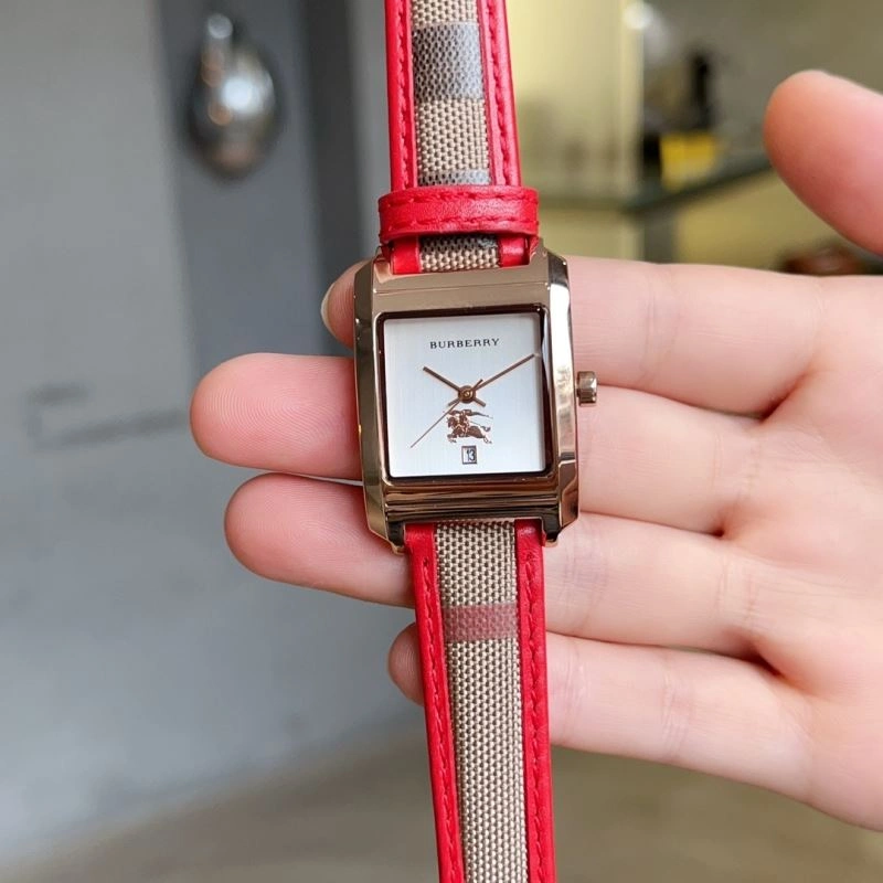 BURBERRY Watches Compact 178161