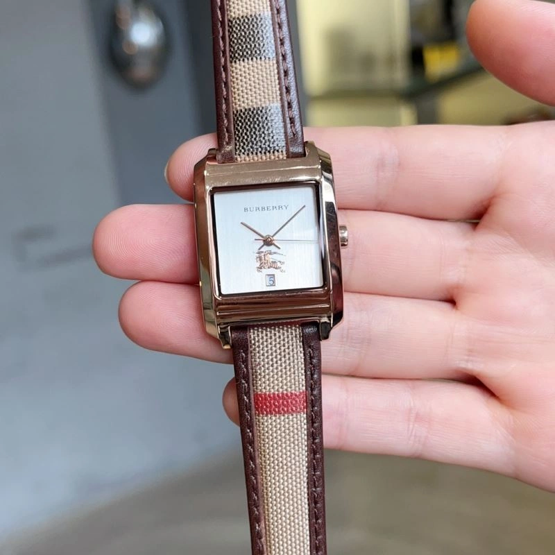BURBERRY Watches Compact 178161