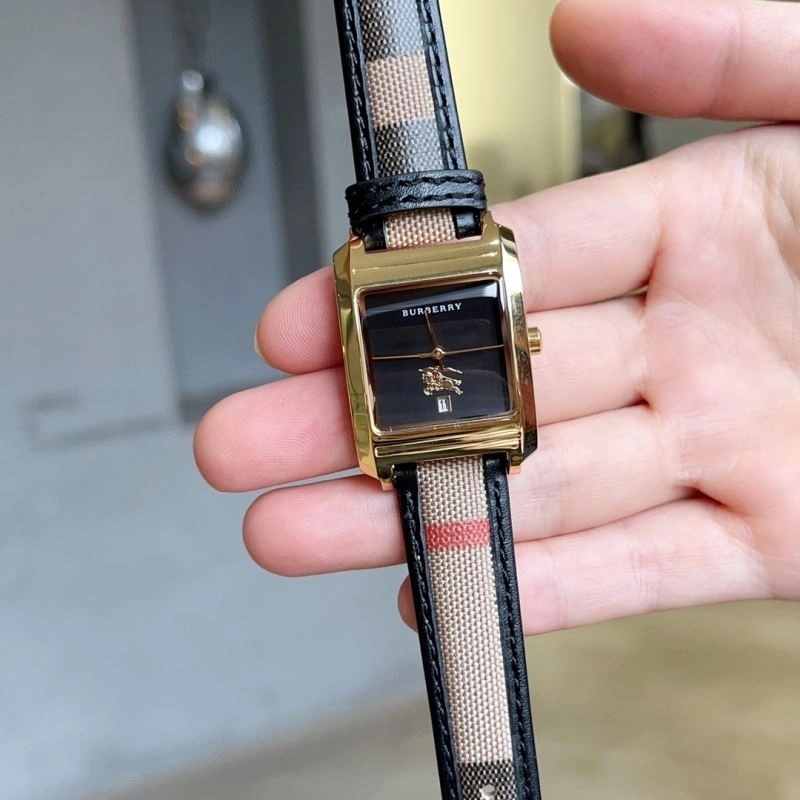 BURBERRY Watches Compact 178161