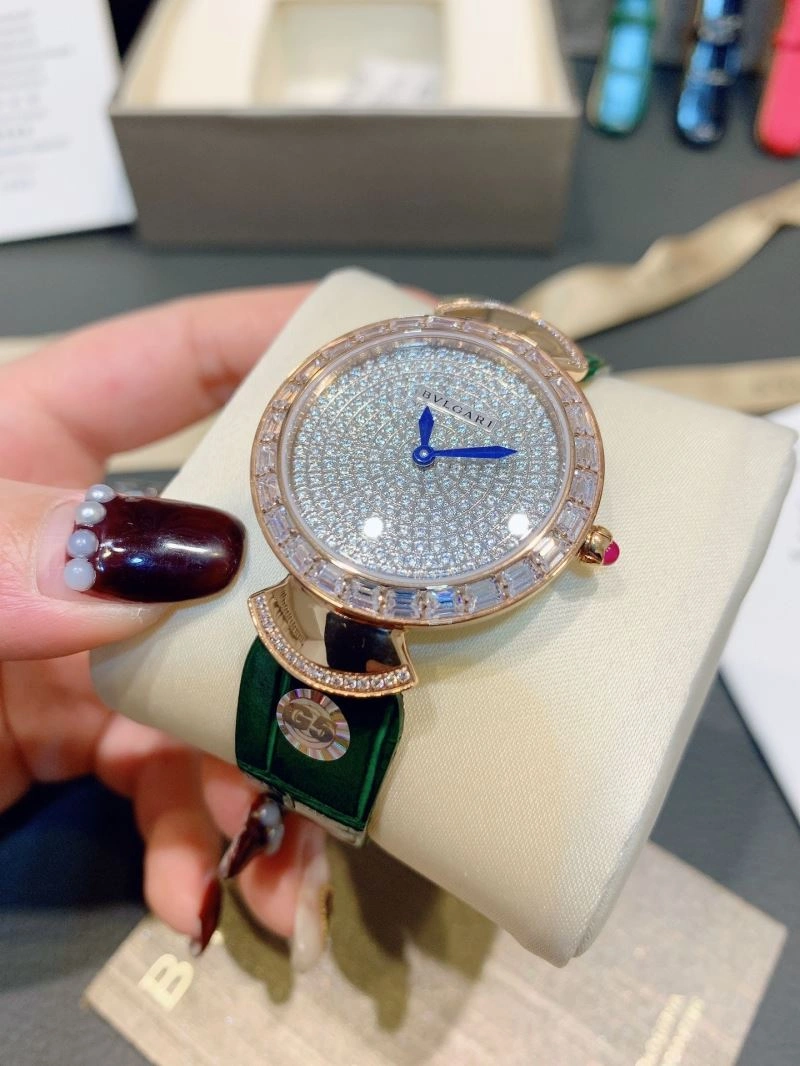 Fashionable BVLGARI Watches 178258