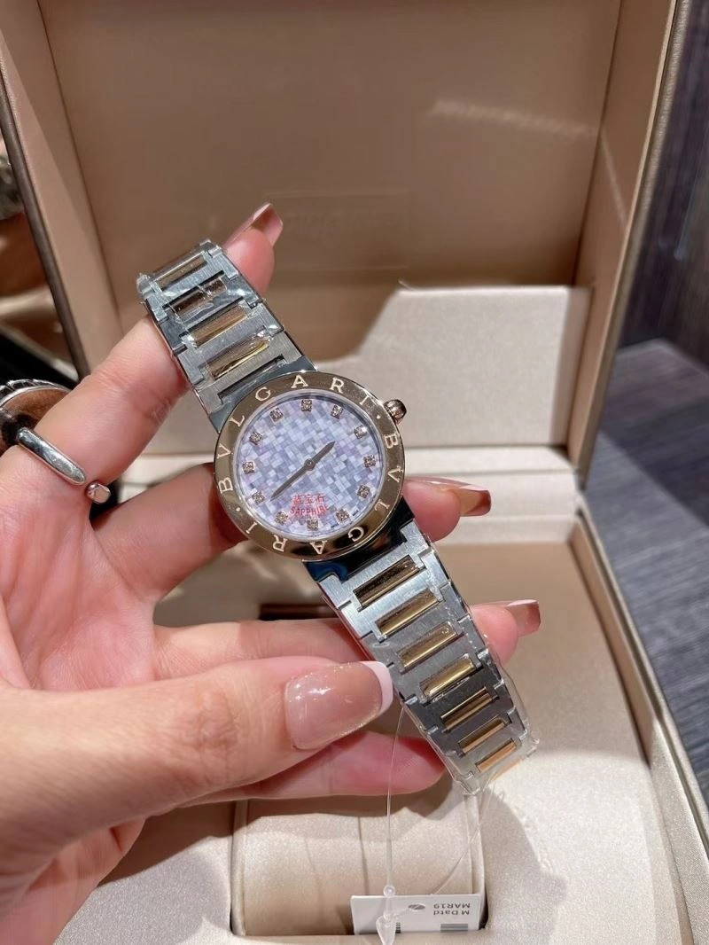 Elegant BVLGARI Watches 178252
