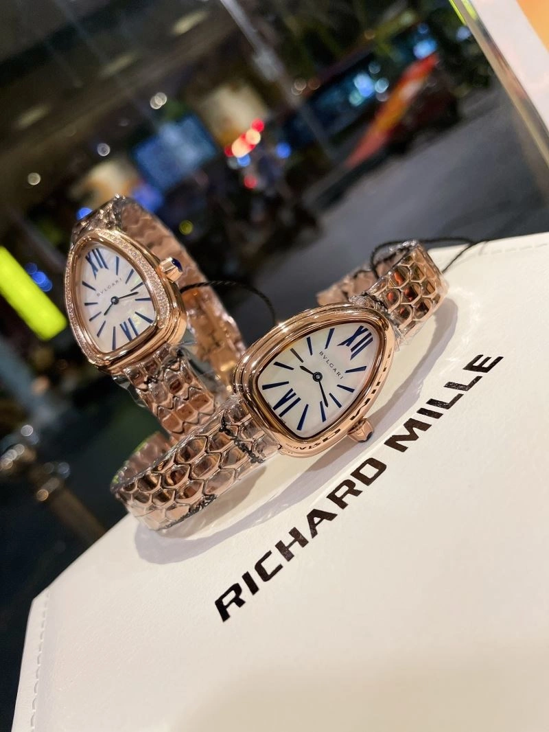 Snug BVLGARI Watches 178230