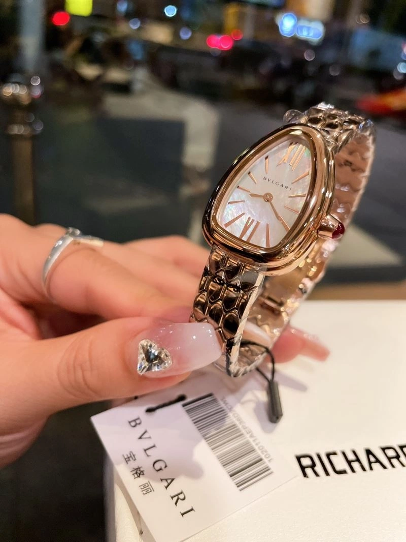 Snug BVLGARI Watches 178230