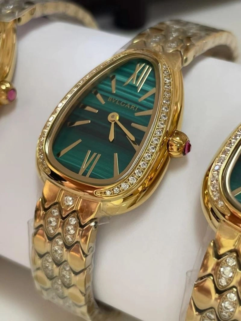 Sporty BVLGARI Watches 178236