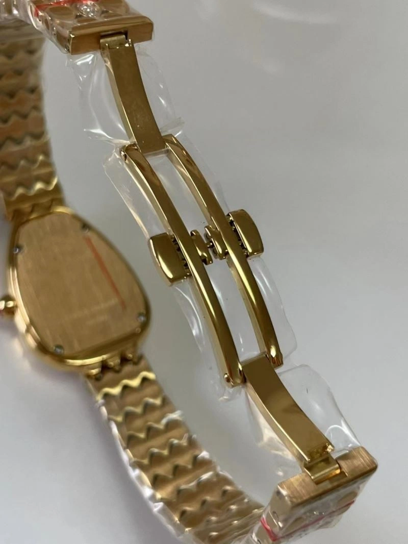 Sporty BVLGARI Watches 178236
