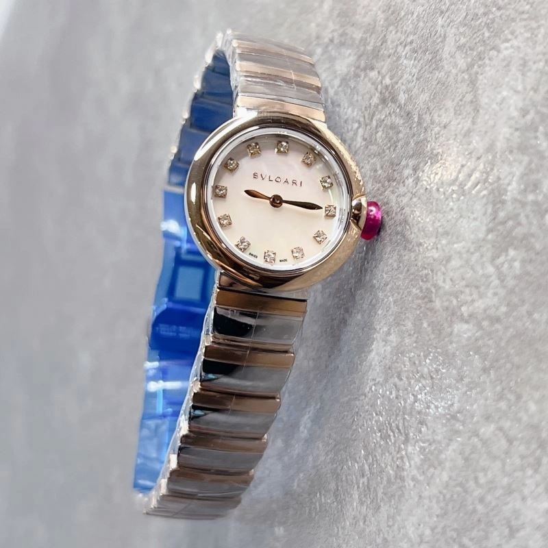 Sleek BVLGARI Watches 178220
